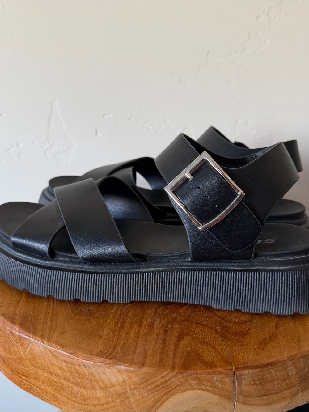 Soda Women Flat Platform Sandals Black 10 Ankle Strap Criss-cross